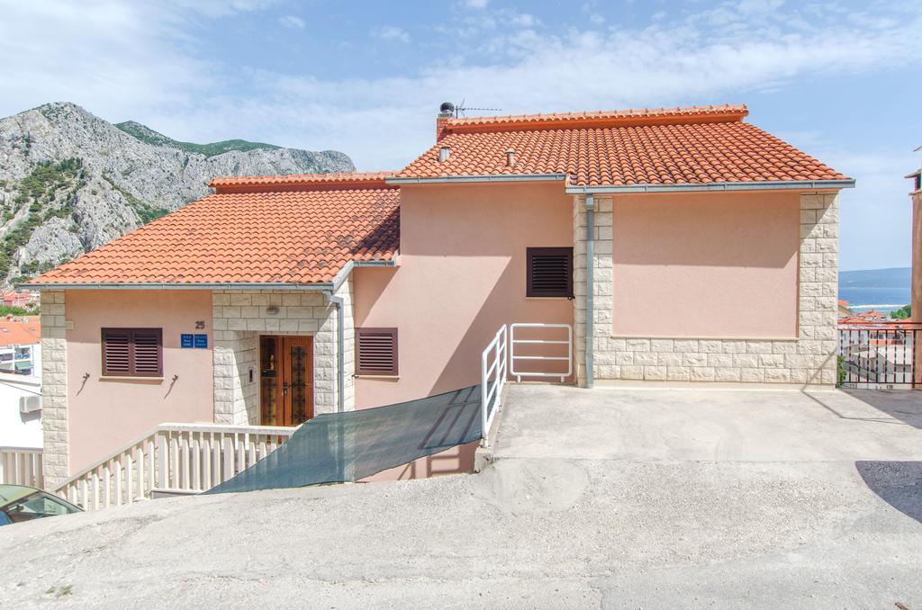 Apartments Zecic Omiš Exteriér fotografie